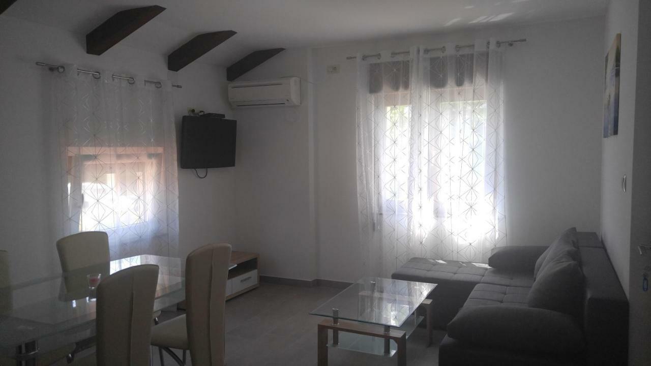Apartmani Roberta Jurdani Dış mekan fotoğraf